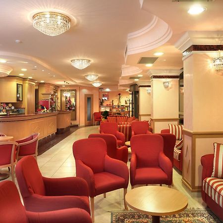 Hotel Mondial Μπελάρια-Ιτζέα Μαρίνα Εξωτερικό φωτογραφία