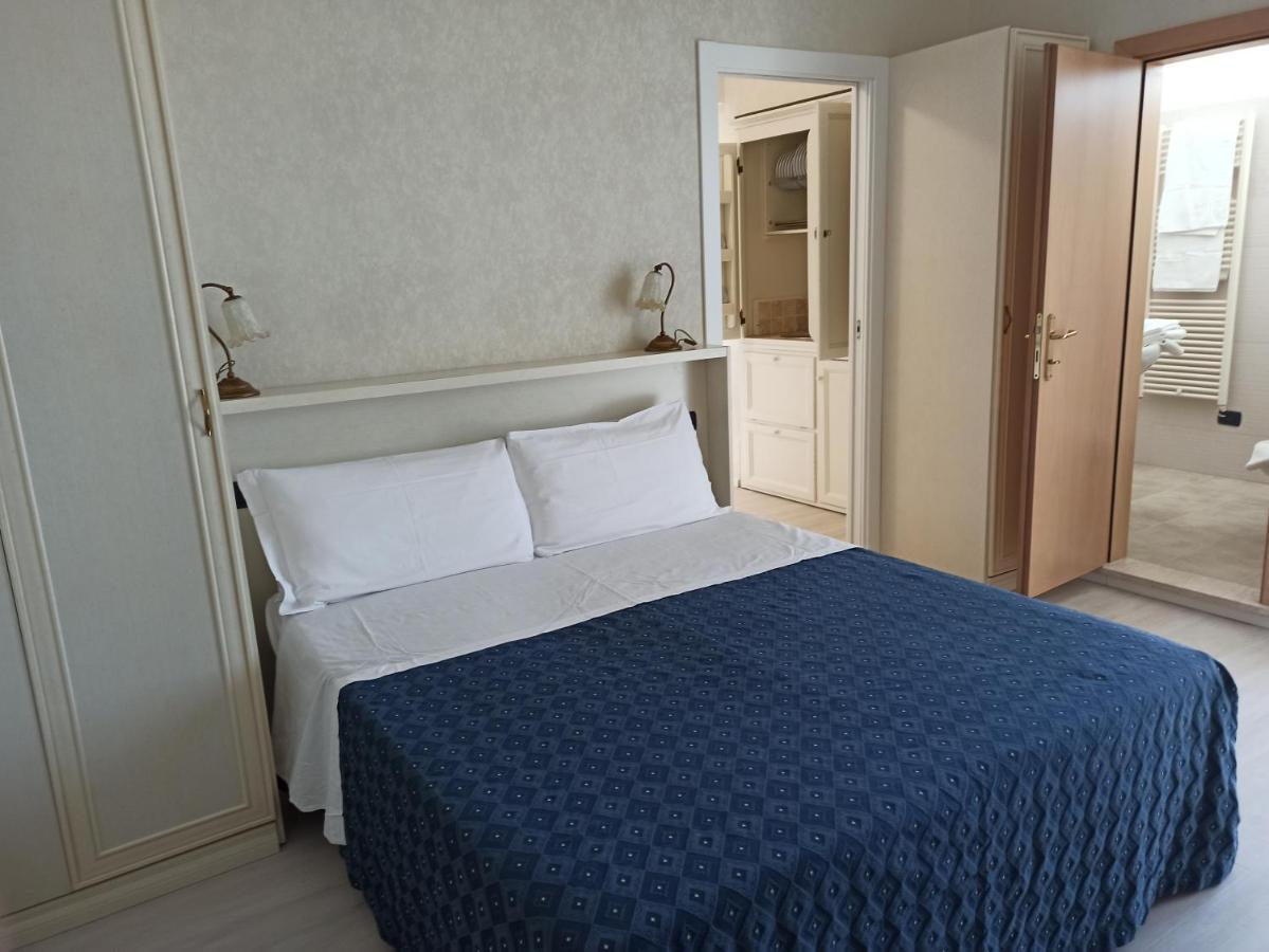 Hotel Mondial Μπελάρια-Ιτζέα Μαρίνα Εξωτερικό φωτογραφία
