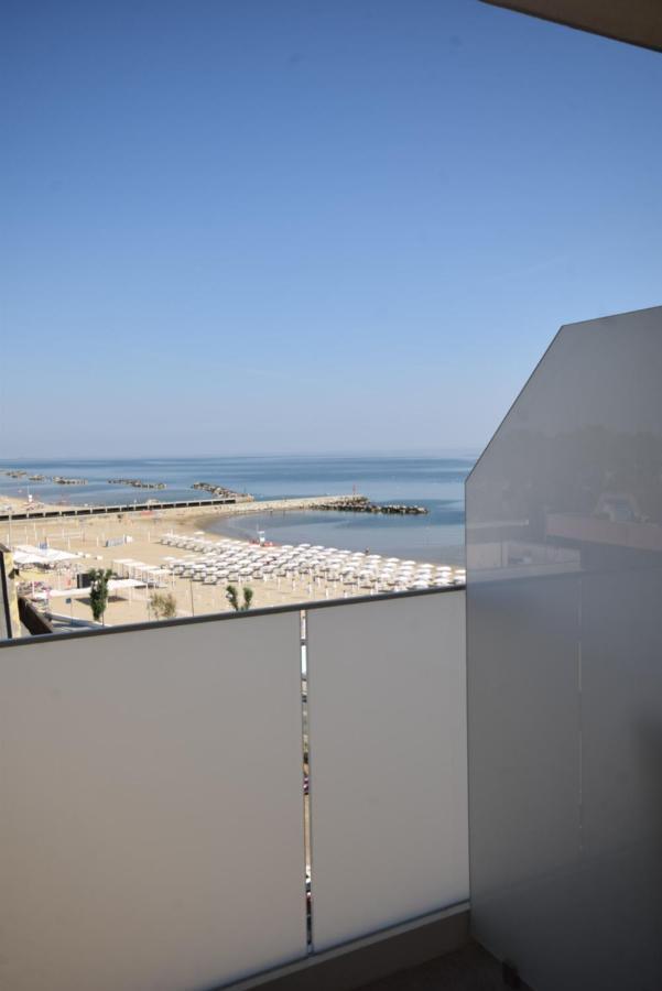 Hotel Mondial Μπελάρια-Ιτζέα Μαρίνα Εξωτερικό φωτογραφία