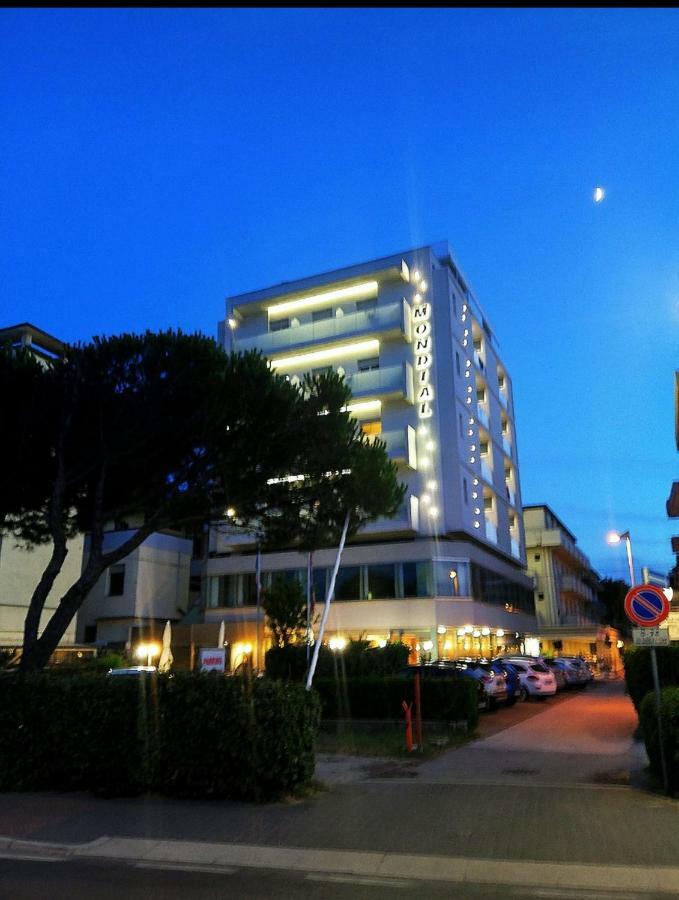 Hotel Mondial Μπελάρια-Ιτζέα Μαρίνα Εξωτερικό φωτογραφία